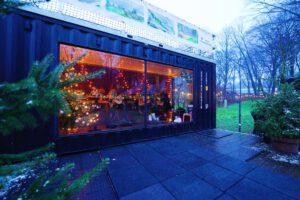 glazen huis zee container