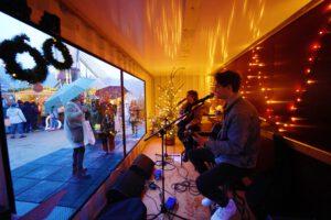 glazen huis zee container